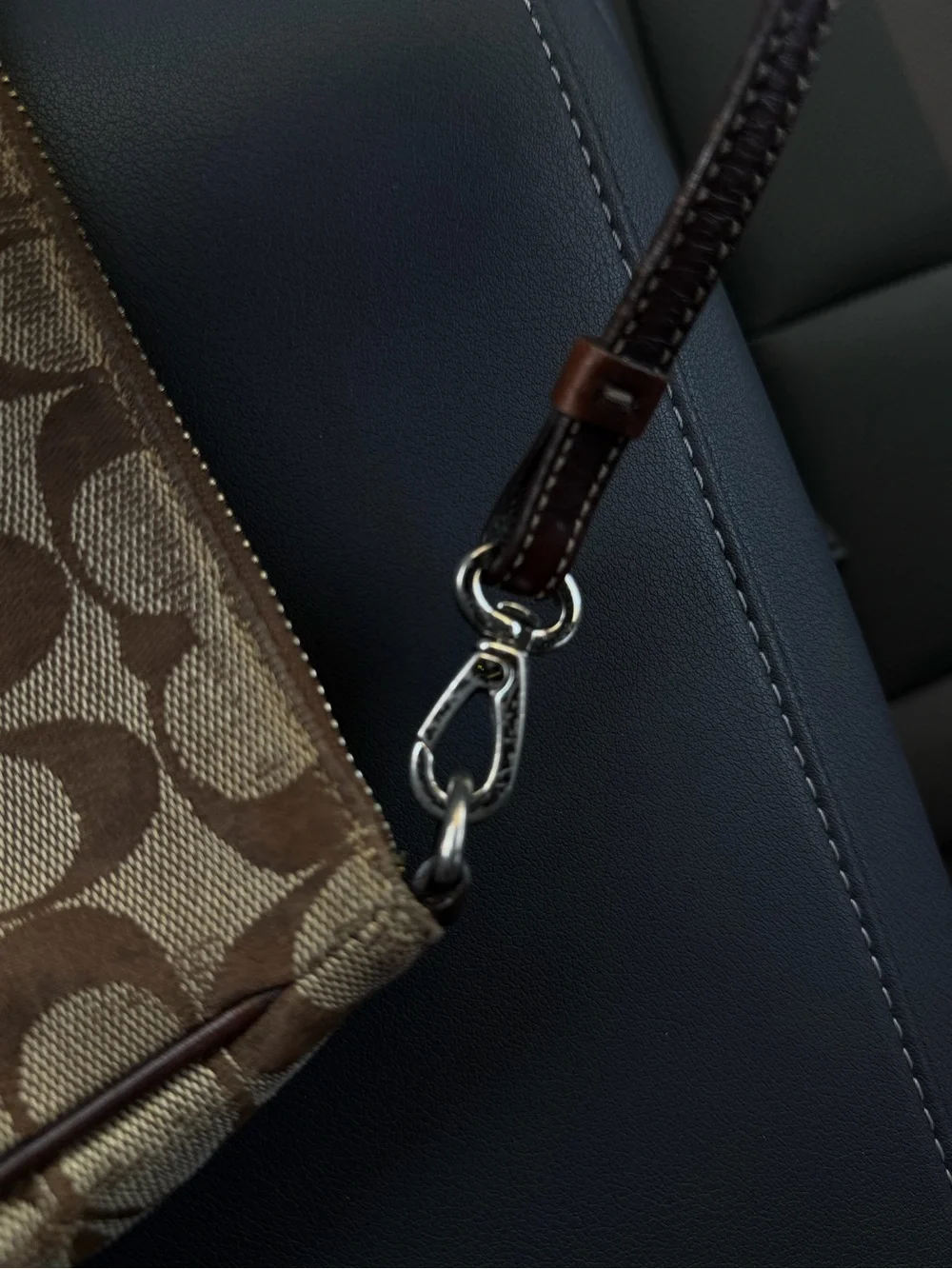 Vintage Coach Brown Signature Soho Mini Baguette Shoulder Bag - Picture 3 of 14